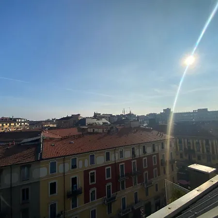 Apartment Porta Venezia, Monolocale Con Vista Sui Tetti *