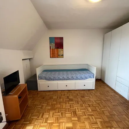Porta Venezia, Monolocale Con Vista Sui Tetti Apartment *