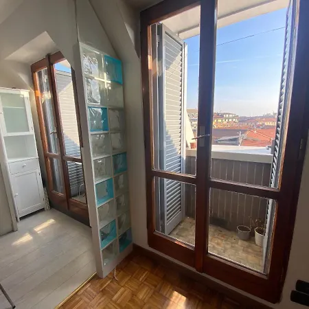 Porta Venezia, Monolocale Con Vista Sui Tetti * Milano